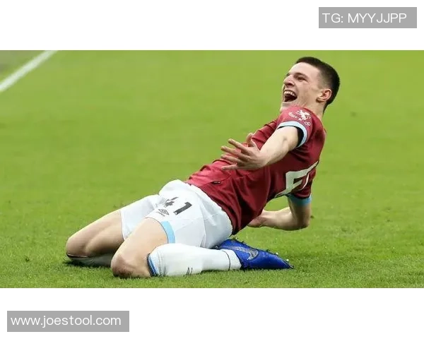 北美足球球星的成长之路与辉煌成就全景解析